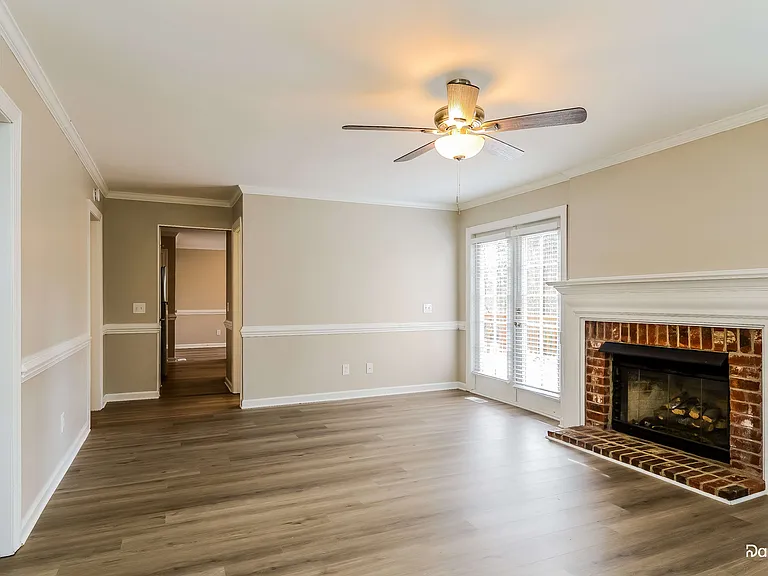 1 Spring Oak Dr — Photo 5