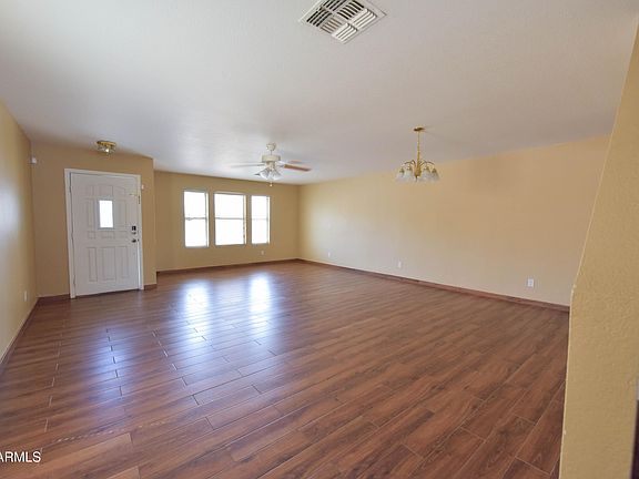 3rd image of 674 W PALO VERDE Street