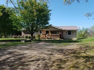 211 Uphill Ln, Marshall, AR 72650
