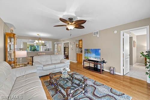 4th image of 421 Country Hollow CT #D103