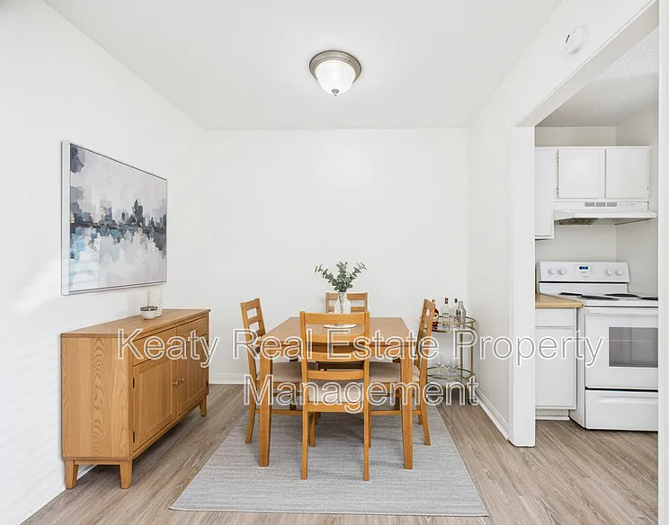 2 bed, 1.5 bath, 950 sqft, $875 — Photo 3