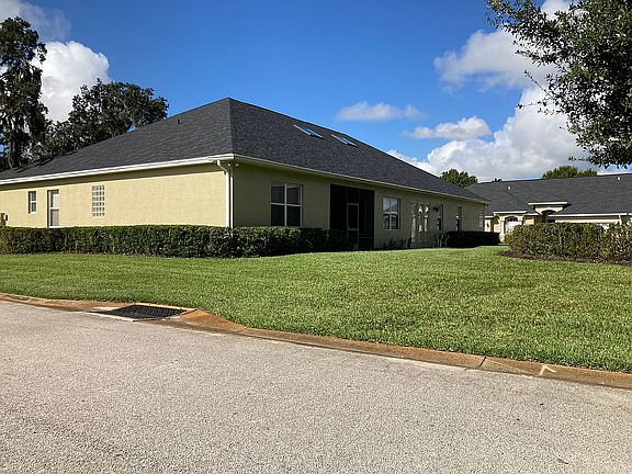2nd image of 3002 Royal Oaks Ct