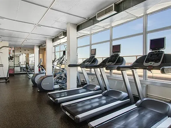 110-11 Queens Boulevard image 30 of 33