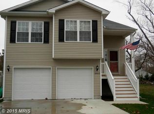 1052 Bell Ave, Glen Burnie, MD 21060