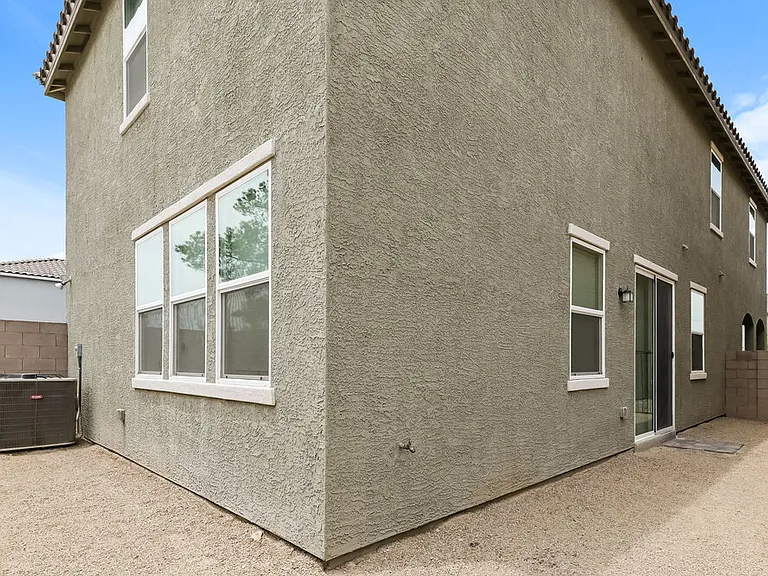 2938 Saltillo Ln — Photo 16