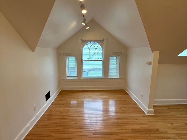 8 Strathallan Park Unit 4