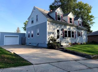 525 Schoen St, Green Bay, WI 54302