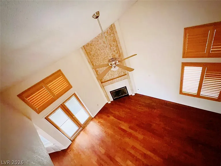 8405 Justine Ct — Photo 19