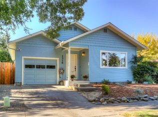 1316 Mill Pond Rd, Ashland, OR 97520