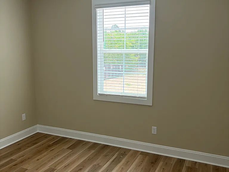 1801 Wildwood Ln — Photo 9