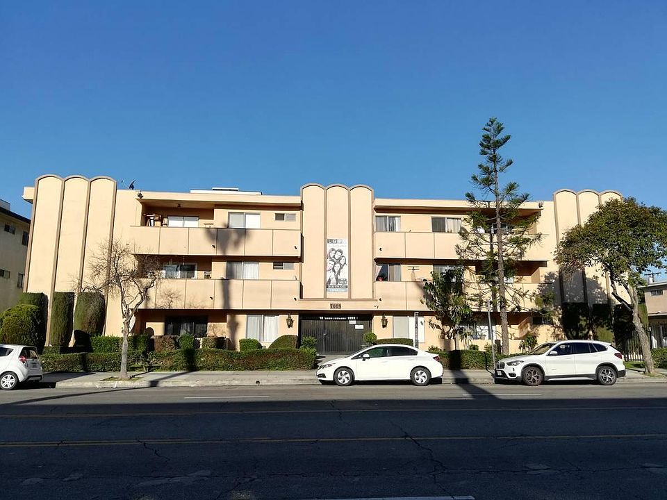 1st image of 7009 Coldwater Canyon Ave APT 26