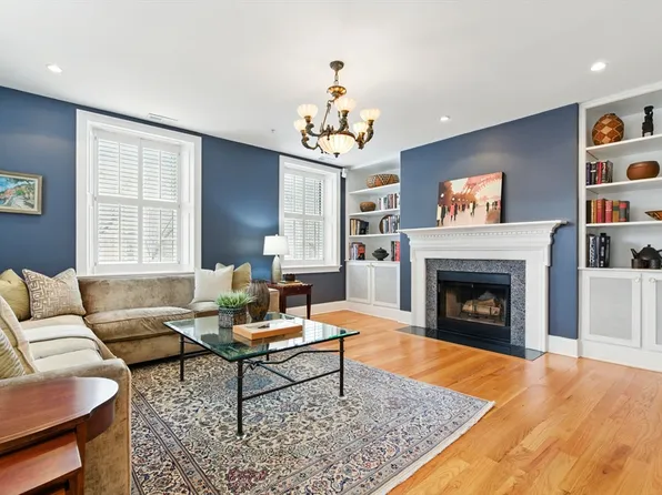 1724 Washington St APT 5, Boston, MA 02118