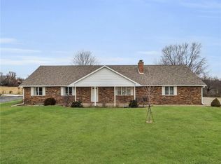205 Johnson Cir, Carrollton, MO 64633
