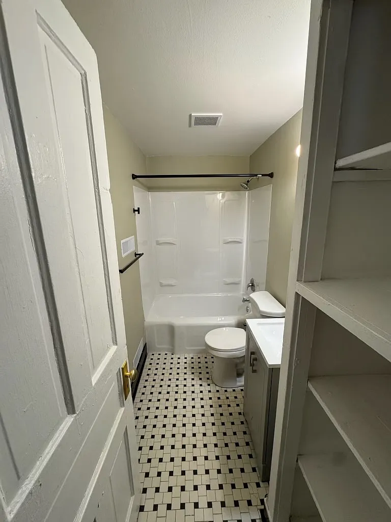 Buffum 4 unit — Photo 3