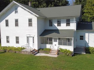 3601 N Creek Rd, Palmyra, NY 14522