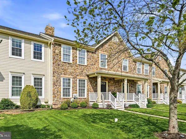 7 Braden Ct, Perkasie, PA 18944