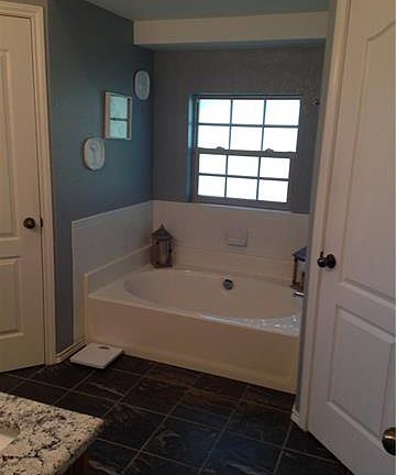 4th image of 6325 Twin Oaks Dr