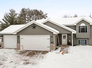 29833 Pine Oak Ln, Isanti, MN 55040