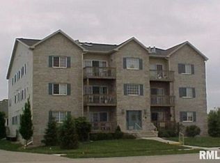 3112 Holiday Ct, Bettendorf, IA 52722