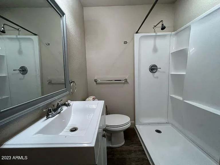 430 W Northern Ave — Photo 11