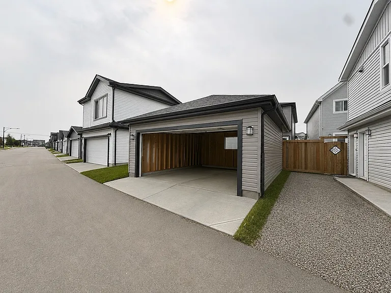 2957 Coughlan Grn SW — Photo 22