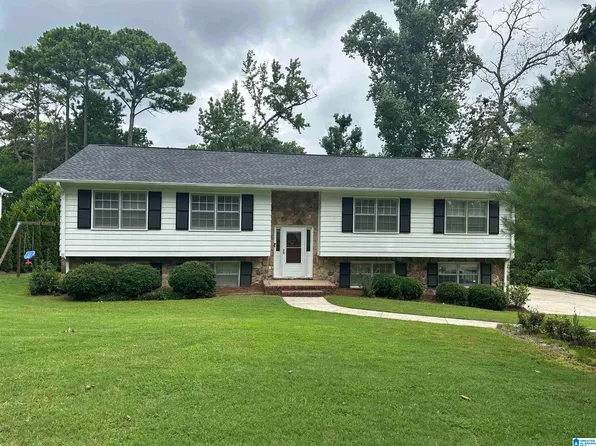 2601 Fargo Dr, Birmingham, AL 35226