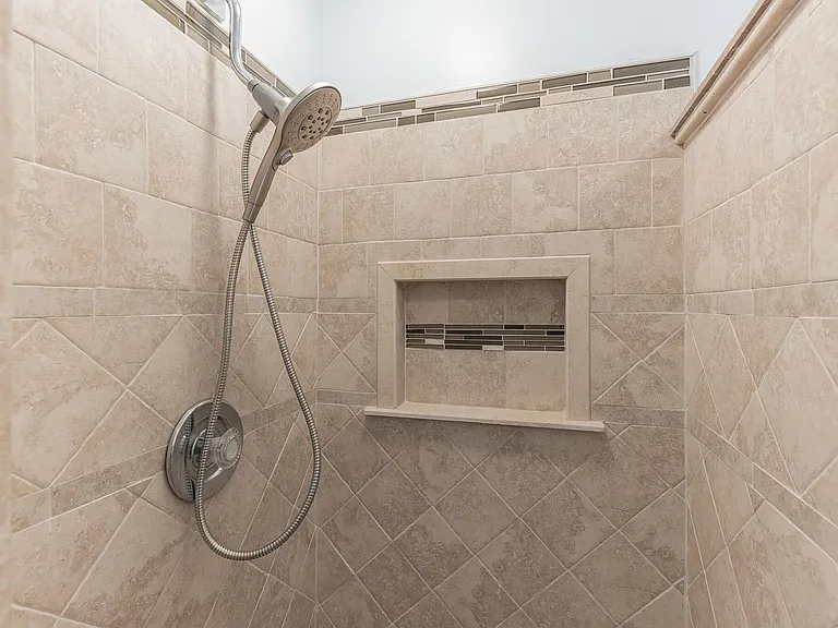 26 S 32nd Ave #AUGUST LONGPORT COTT — Photo 24