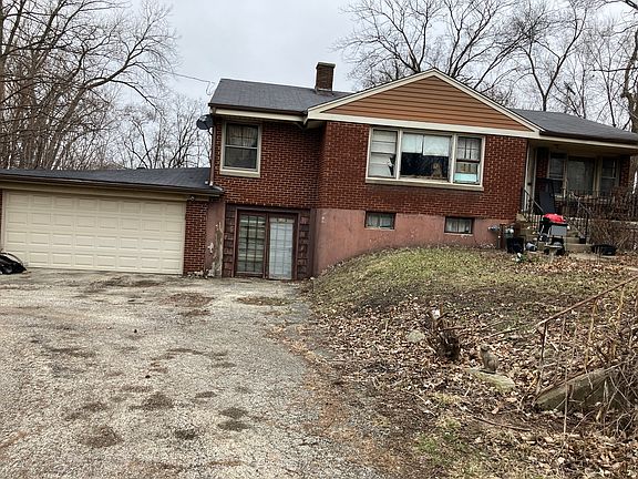 3rd image of 22W130 Irving Park Rd