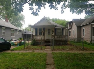 1816 SW Cherokee St, Topeka, KS 66606