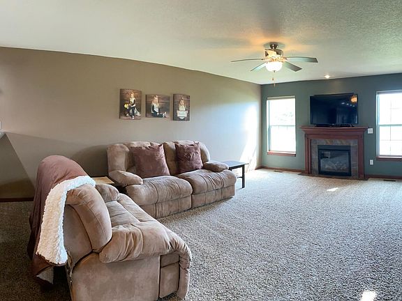 4th image of 1262 Nicholas Ln