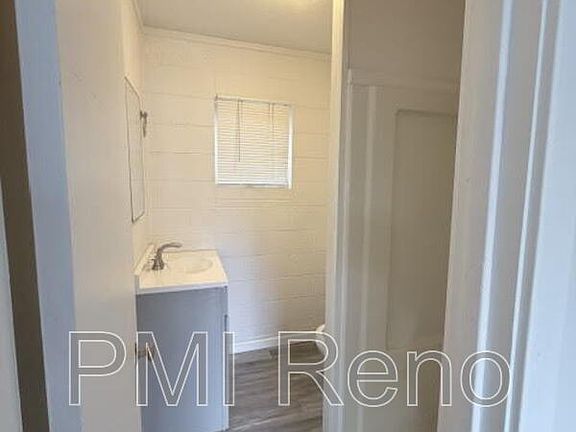4th image of 923 W 2nd St Unit 6B