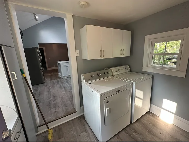 31 Park Ave — Photo 14