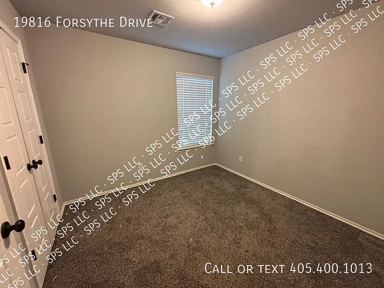 19816 Forsythe Dr — Photo 6