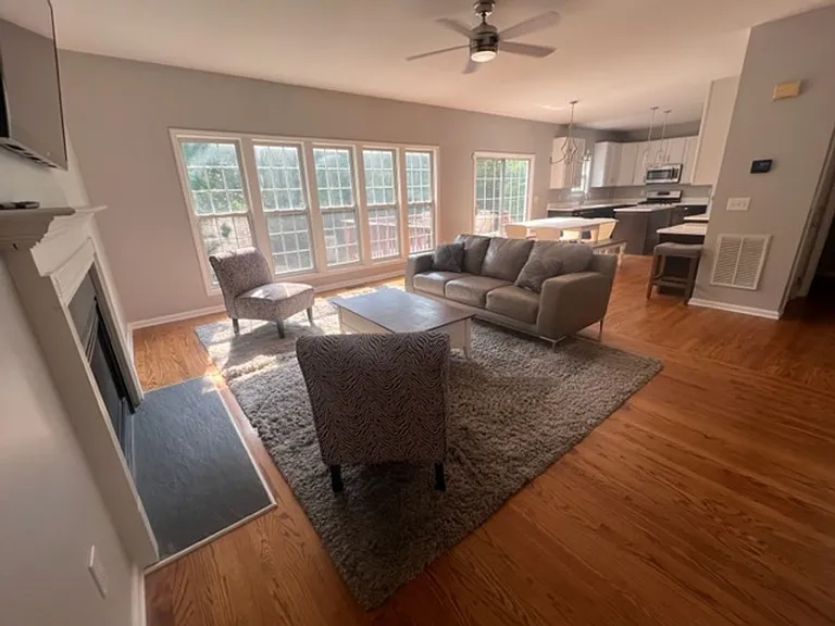 2119 Abby Knoll Dr — Photo 19