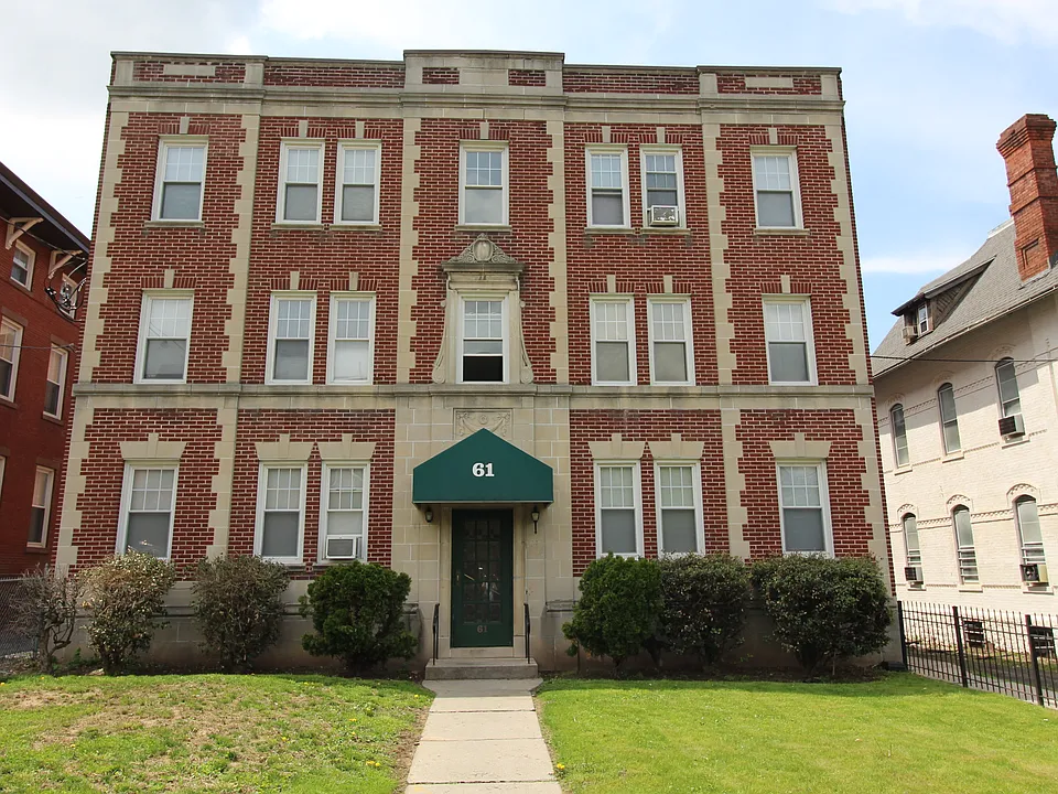 62 Imlay St #307