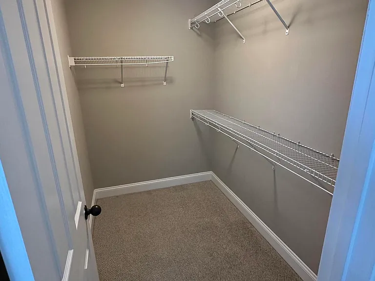 126 High Pointe Dr — Photo 19