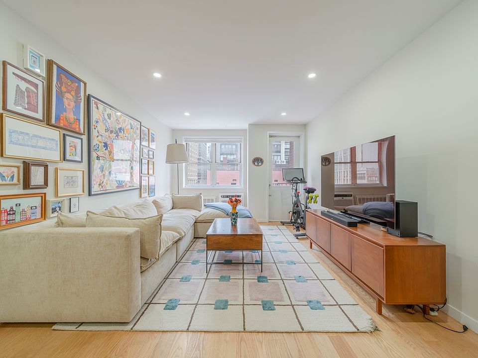 1st image of 170 W 23rd St APT 4N