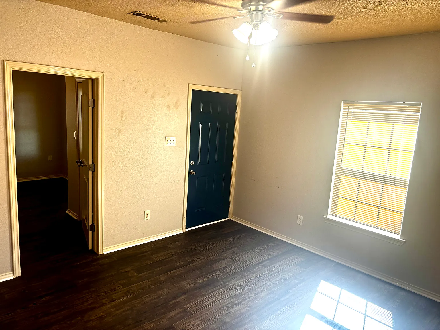 2 bed, 1316 sqft, $1,500 — Photo 2