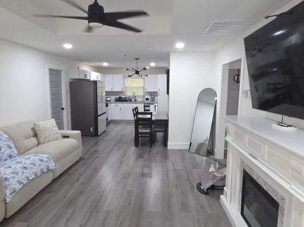 2303 Thomas Ave, Pasadena, TX 77506