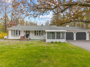 577 Park Ave, Auburn, ME 04210