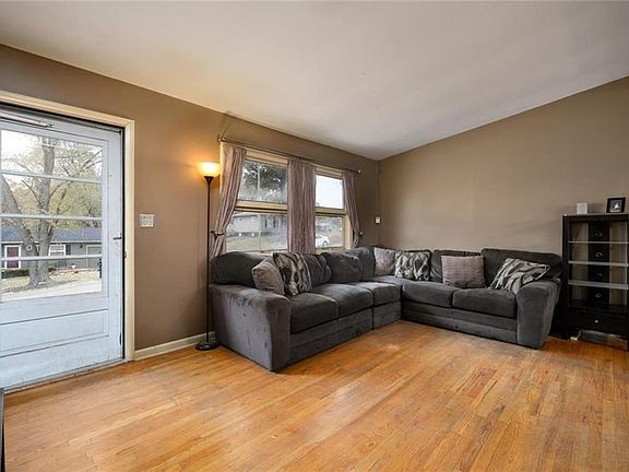 2nd image of 6514 Tauromee Ave
