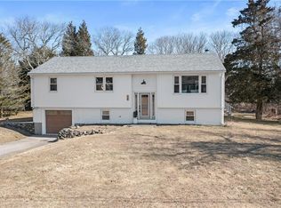 14 E View Dr, Little Compton, RI 02837