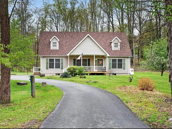 31 Roe Rd, Bloomingburg, NY 12721