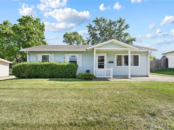 1218 Gridley Dr, Dayton, OH 45432