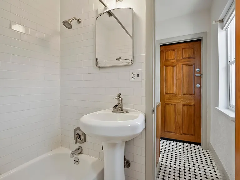 278 S Lincoln St #2 — Photo 5