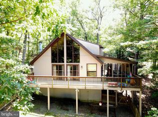 402 Winter Camp Trl, Hedgesville, WV 25427