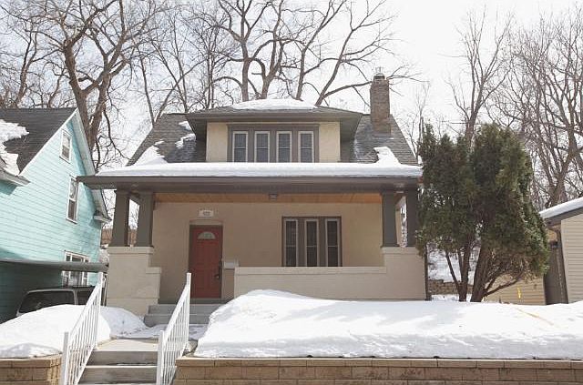 1st image of 522 York Ave
