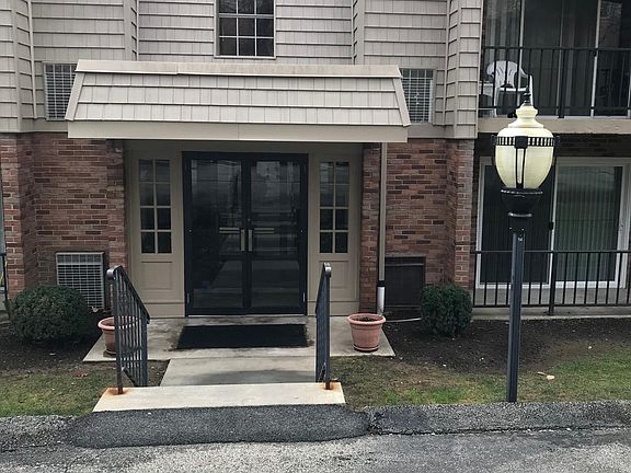 Bldg Entrance