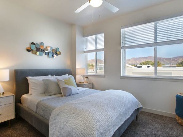 Strata99 Townhomes | 99 E Central Pointe Pl, Salt Lake City, UT