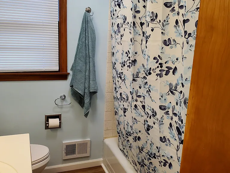 1307 S 8th Ave — Photo 7